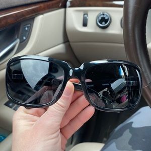 Isabela costa sunglasses